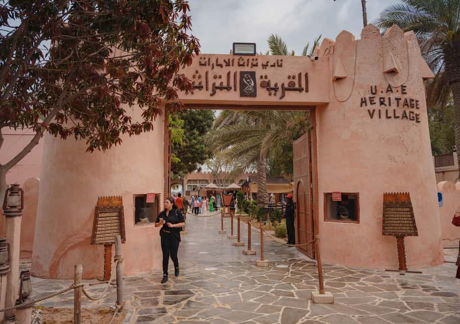 From Abu Dhabi: Grand Mosque, Royal Palace& Heritage Village - The best way to see Abu Dhabi fast: Mosque, Presidential Palace, Corniche, Desert Culture
