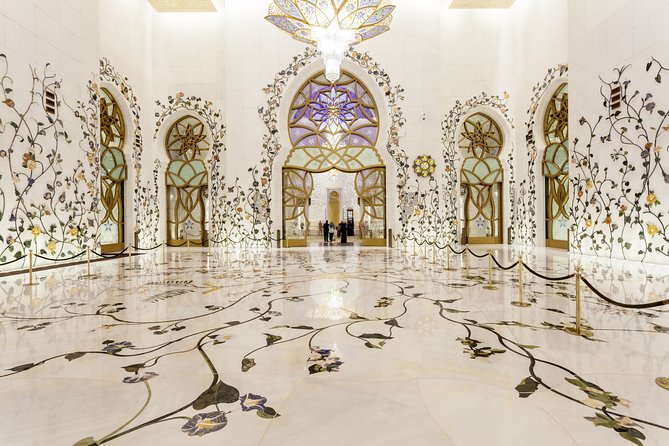 From Dubai: Abu Dhabi City Sightseeing & Sheikh Zayed Mosque - Lunch on your own: how to keep the day smooth after the mosque