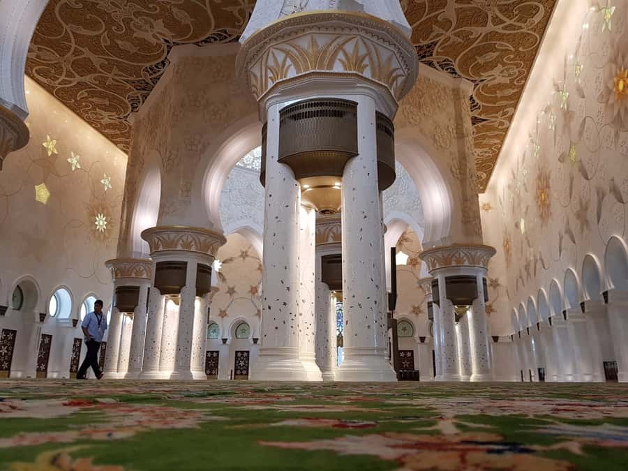 From Dubai: Abu Dhabi City Tour - Yas Island and Ferrari World, plus the Formula 1 circuit feel