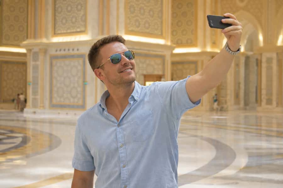 From Dubai: Abu Dhabi Day Tour with Qasr al Watan - Sheikh Zayed Grand Mosque: White Marble, Golden Details, Clear Rules
