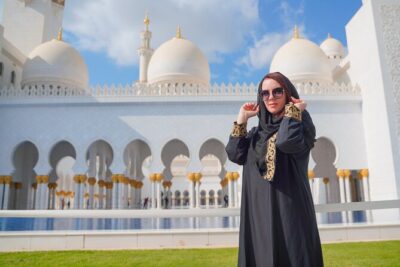 Abu Dhabi Sheikh Zayed Grand Mosque Guided Tour