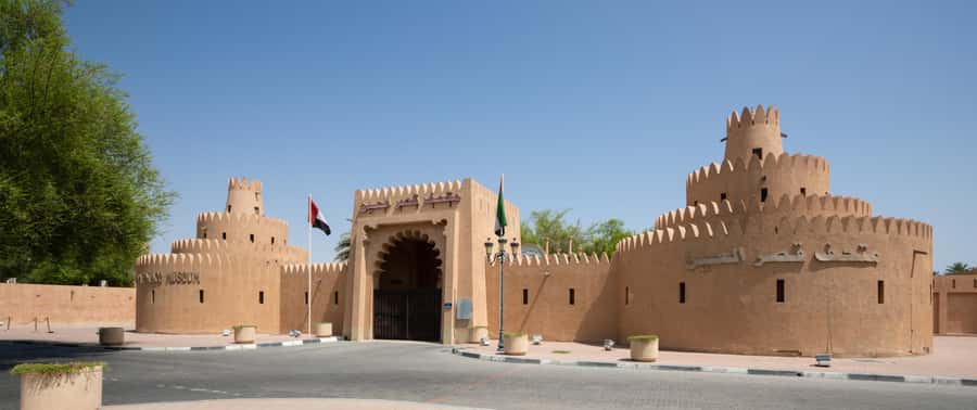 From Dubai: Al Ain City Tour - Al Ain feels like a different UAE world