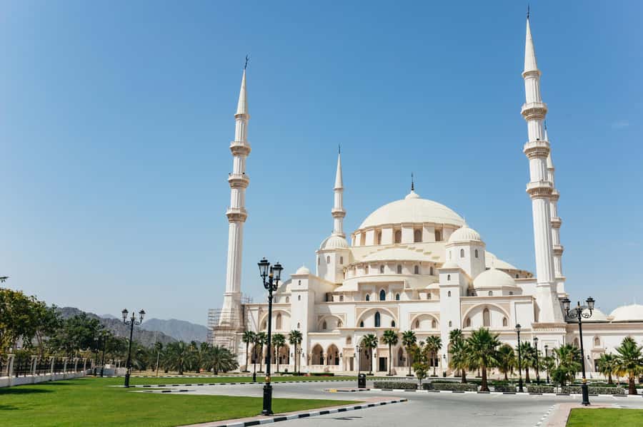 From Dubai: Fujairah East Coast Tour - Al Rafisah Dam: A Scenic Pause That Helps You Read the Route