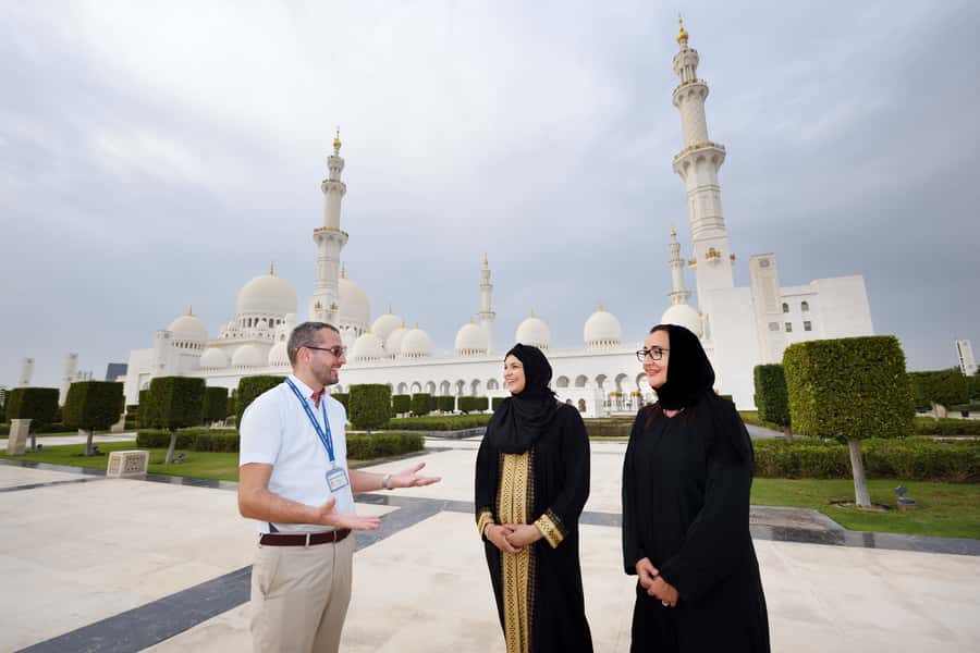 From Dubai: Full Day City Tour, Grand Mosque, Qasr Al Watan - Qasr Al Watan inside a working palace