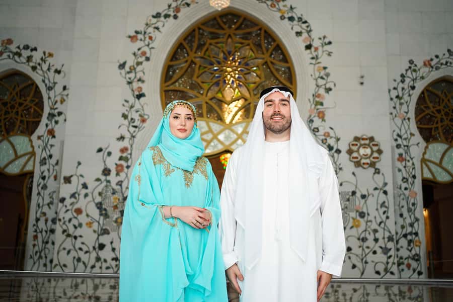 From Dubai: Sheikh Grand Zayed Mosque & Ferrari World Trip - Sheikh Zayed Grand Mosque: Marble Beauty With Real Entry Rules