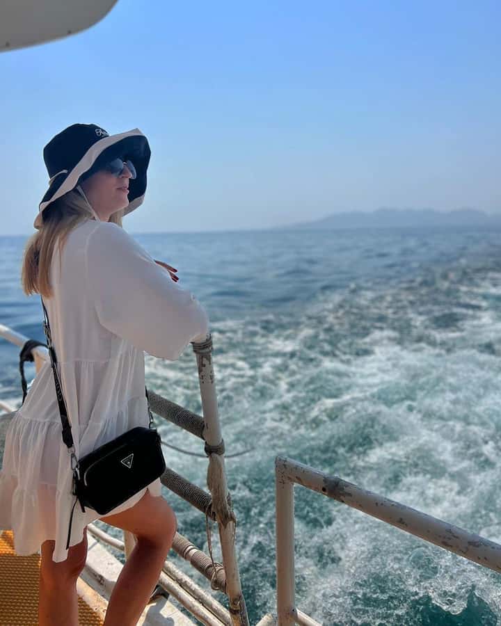 From Dubai to Norway of Arabia|Telegraph Island| Dhow Cruise - Seebi Island Water Time, Kayaking, and Another Dolphin Chance