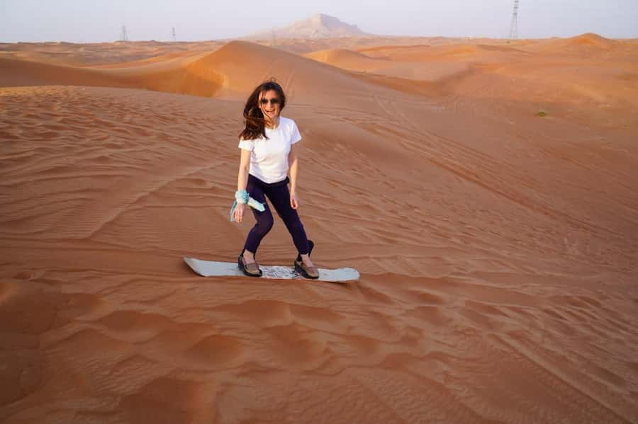 From Dubai: Zerzura Buggy Experience + Private Dinner - Who this works for best
