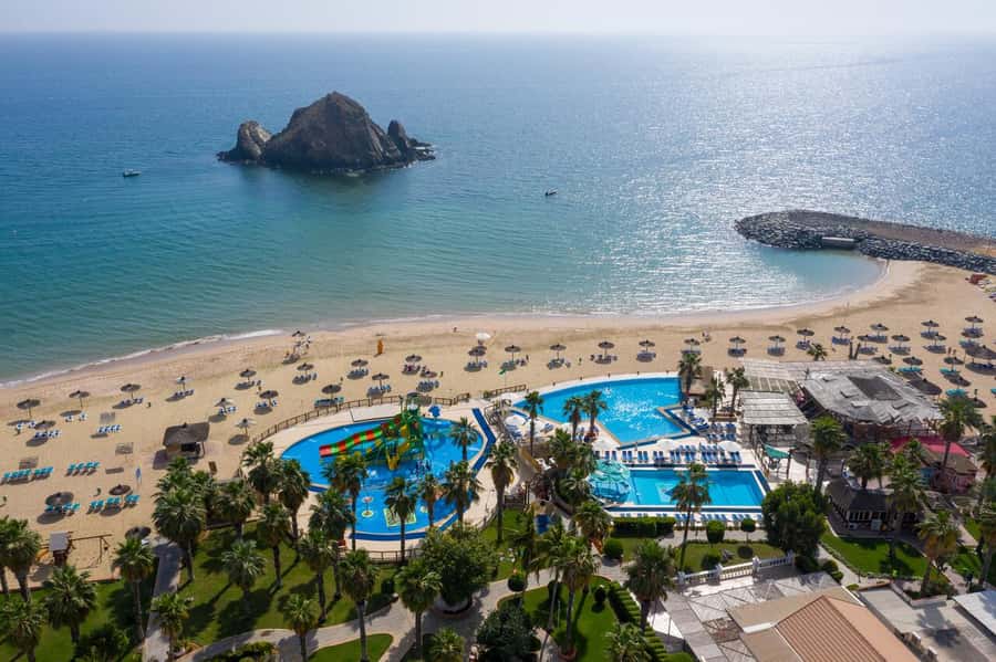 Fujairah: Snorkeling and Watersports at Snoopy Island - The beach setup at Sandy Beach is part of the value