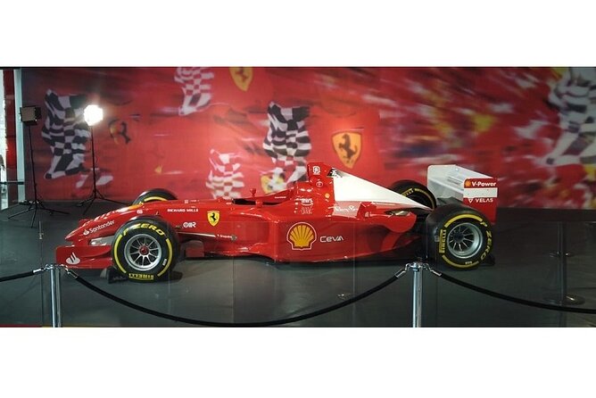 Full Day Abu Dhabi City Tour with Ferrari World - Sheikh Zayed Grand Mosque Center: the details that make it unforgettable