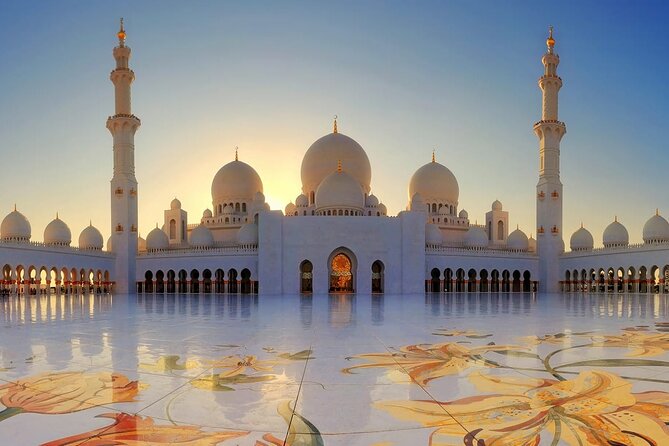 Full Day Abu Dhabi Sightseeing Tour - Heritage Village and lunch hour: cultural stop plus a real break