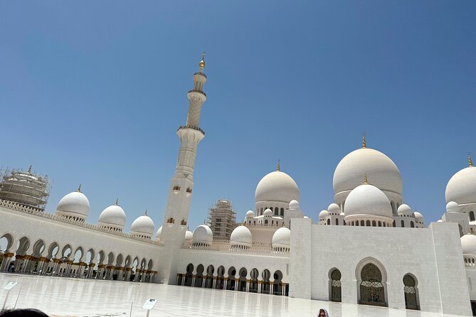 Full-day City Tour from Dubai to Abu Dhabi - Emirates Heritage Village: crafts, artifacts, and maker culture