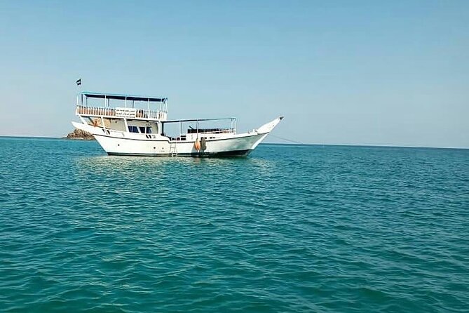 Full Day Musandam Cruise with Lunch and Snorkelling from Dubai - Lunch onboard: Arabic and Asian buffet with non-alcoholic drinks