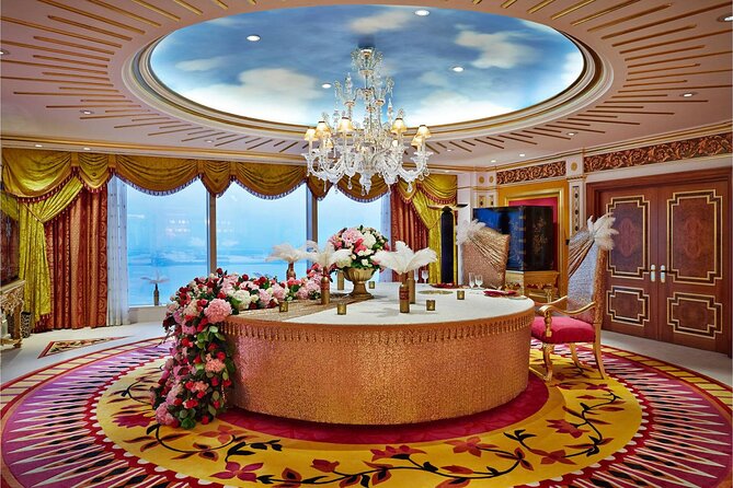 Guided Tour to Burj Al Arab with Optional Snack and Drinks - UMA Lounge drinks: optional, and worth it if you want the extra polish
