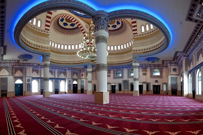 Half-Day Dubai City Tour with Blue Mosque, Creek, Souks & Abra - Gold and Spice Souks: what you’ll get in 45 minutes