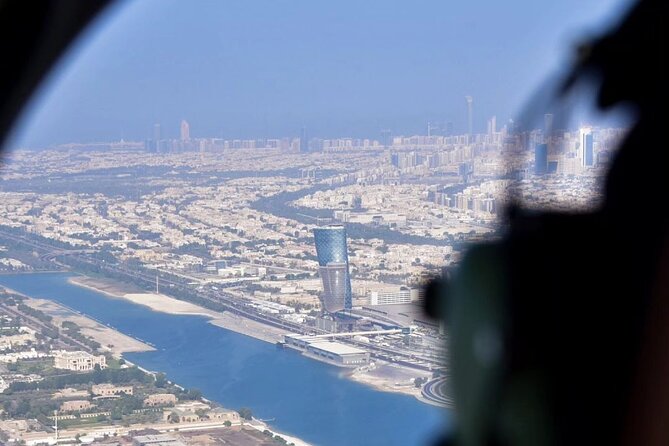 Helicopter Private Tour in Abu Dhabi - Why Abu Dhabi from the air feels different