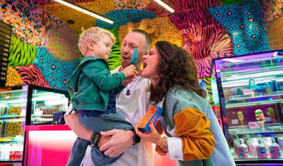House of Hype - Dubai’s Ultimate Immersive Experience - House of Hype in One Glance: 25 Worlds, Shows, and AI Photos