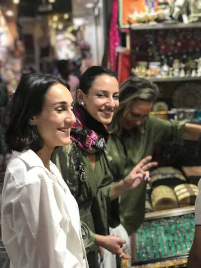 Muscat: Day Tour with Omani Lunch, Hotel Pickup, and Airfare - Al Jalali and Al Mirani Forts: Portuguese-era walls with sea views