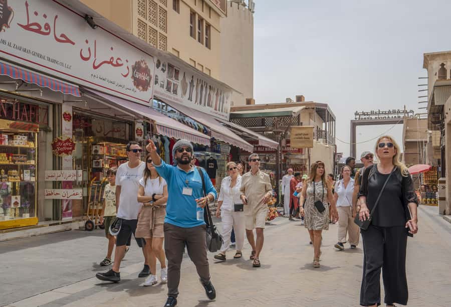 Old Dubai Historic Guided Tour: Creek, Street Food & Souks - Spice Souk: Smells, Color, and Bargaining That Feels Less Random