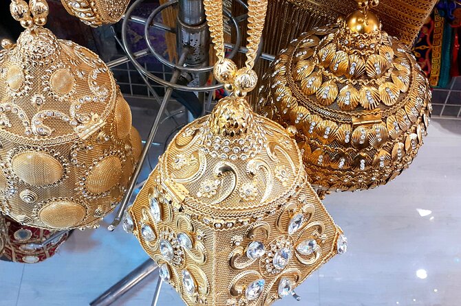 Old Dubai tour: Local Market, Tasting, Dubai creek with Abra ride - Dubai Museum at Al Fahidi Fort, the air-conditioned reset you will value