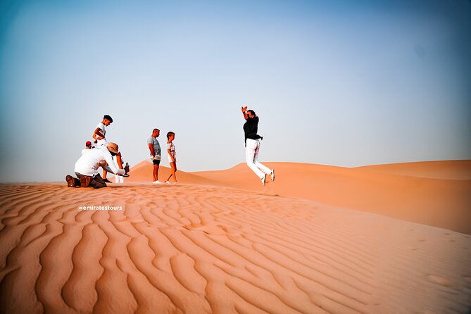 Overnight Desert Safari with BBQ Dinner & Breakfast Abu Dhabi - BBQ Dinner Under the Stars and Night Shows