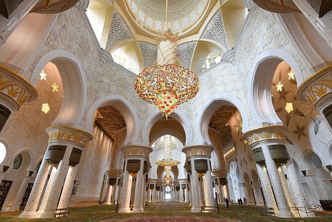 Premium Abu Dhabi Full-day City Tour in A 4x4 Private Vehicle - Heritage Village and the Bedouin Touchpoints You Can Actually See