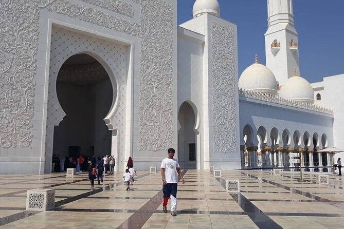 Premium Half Day Abu Dhabi Grand Mosque Tour from Dubai - The 5-Hour Plan: How the Day Stays Manageable