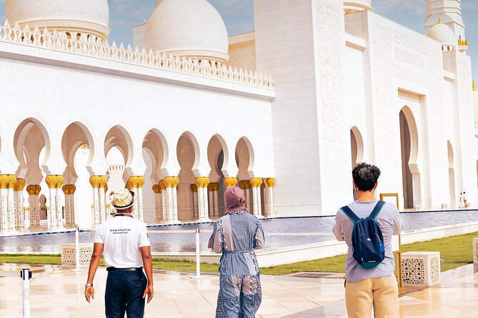 Private Abu Dhabi City Tour : Sheikh Zayed Mosque & Heritage Village - Hotel Transfers and Comfort Matter More Than You Think