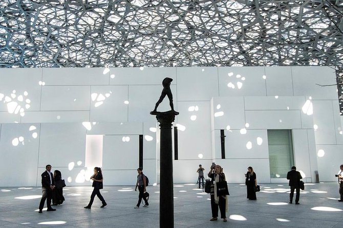 Private Abu Dhabi City Tour with Louvre Museum & Sheikh Zayed Grand Mosque - Sheikh Zayed Grand Mosque Center: free entry and the “wow” factor