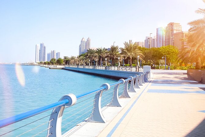 Private Abu Dhabi City Tour with Pick Up - Louvre Abu Dhabi on Saadiyat Island: 1 hour at a major art stop