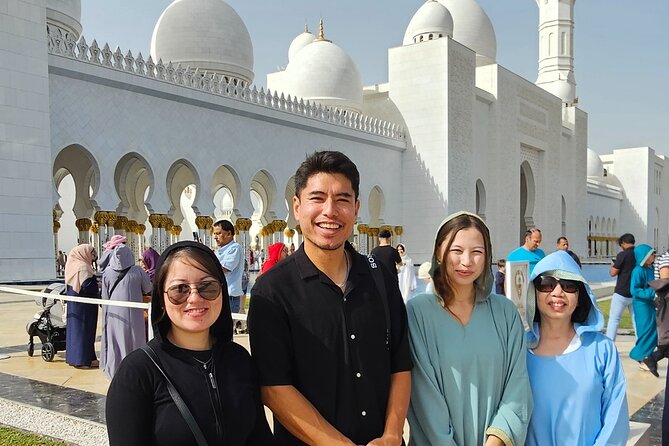 Private Abu Dhabi City Tour With Pickup From Abu Dhabi or Dubai - Marina Mall Lunch Break: Plan Around What’s Not Included