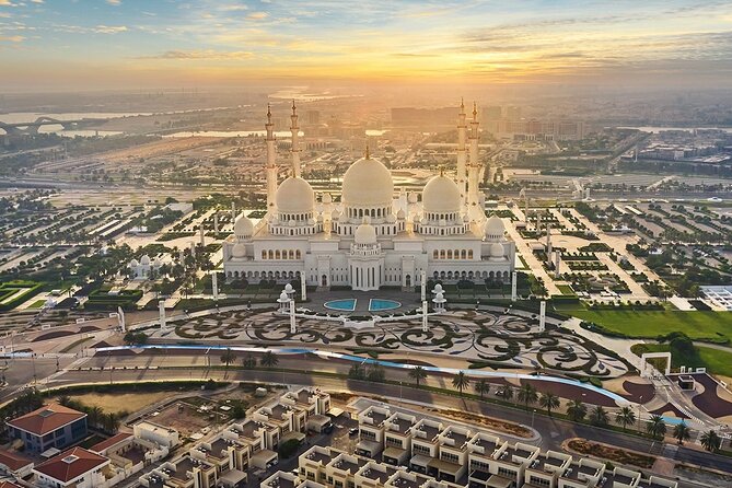 Private Abu Dhabi City Tour with Sheikh Zayed Moque - A private Abu Dhabi day from Dubai that feels organized