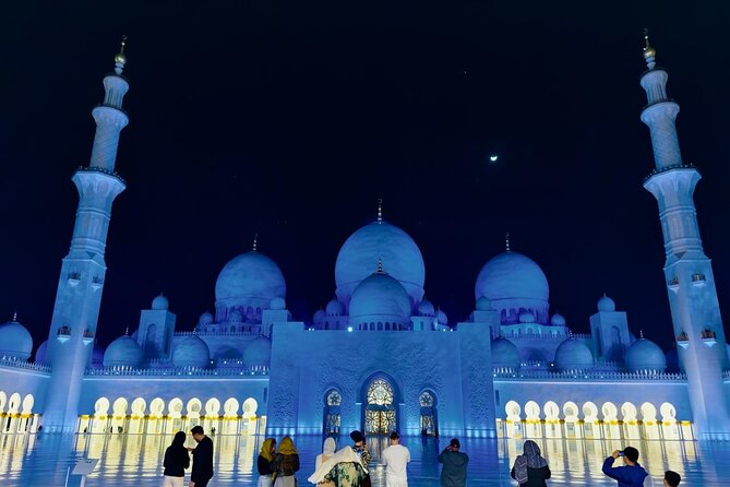 Private Abudhabi City Tour from Dubai - Private pickup and the real meaning of a 10-hour day