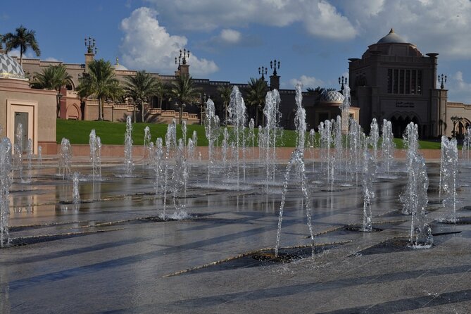 Private Abudhabi City Tour from Dubai - Heritage Village, Marina Mall, and the Corniche lunch rhythm