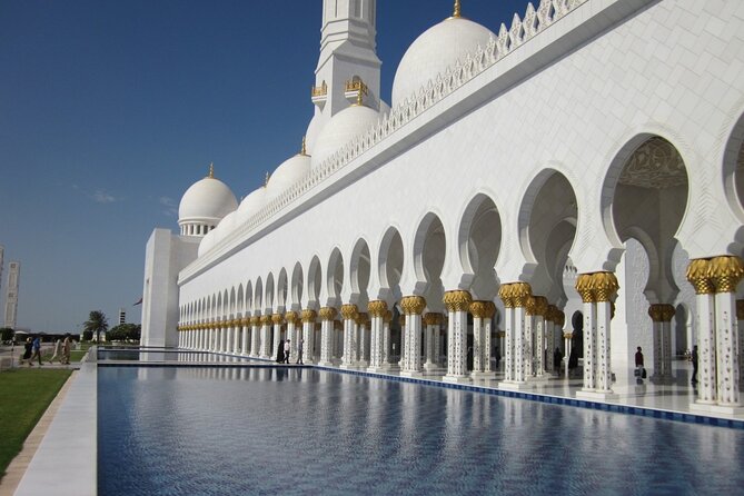 Private Abudhabi City Tour from Dubai - Sheikh Zayed Grand Mosque Center: the stop with the most rules