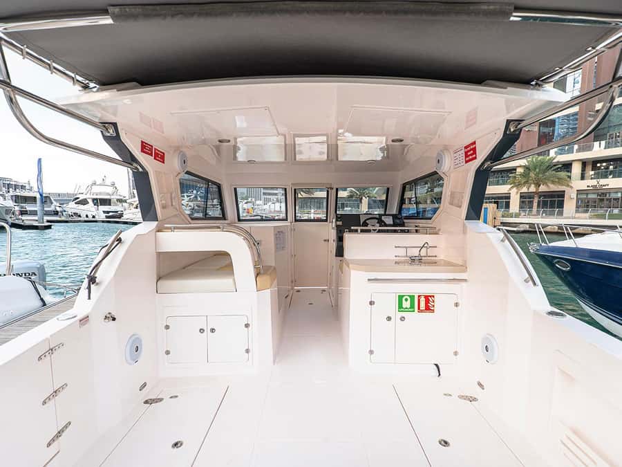 Private Boat Dubai: 36ft - Is This Private Boat Dubai 36ft Ride for You?