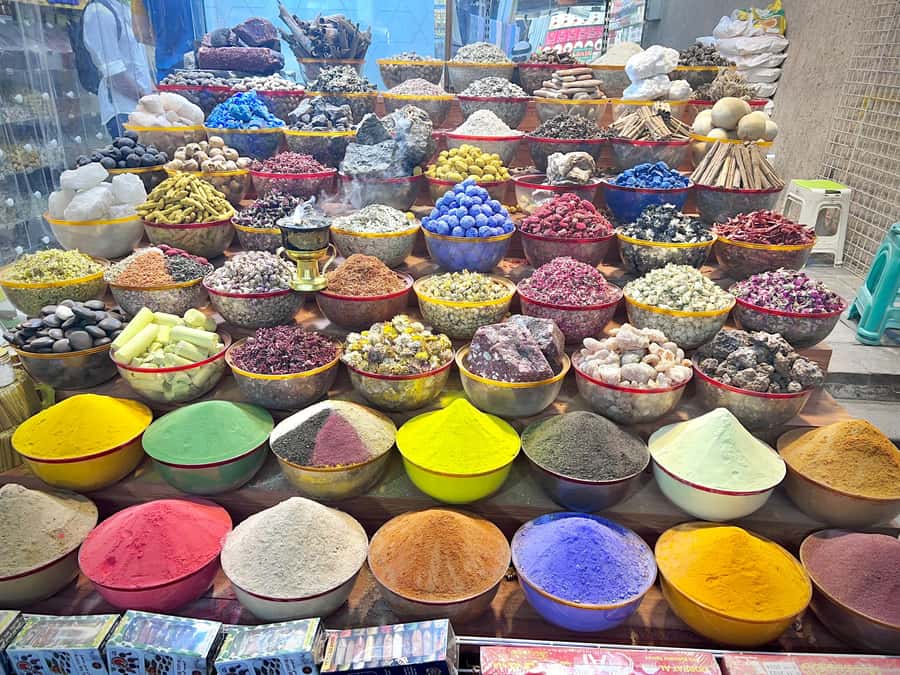 Private Dubai Old Town Tour,street food,Boat & Museums - Dubai Gold Souk finish: the last stop hits harder