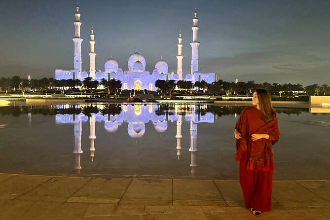 Private Full Day Premium Abu Dhabi city tour - Emirates Palace and Heritage Village: luxury with context