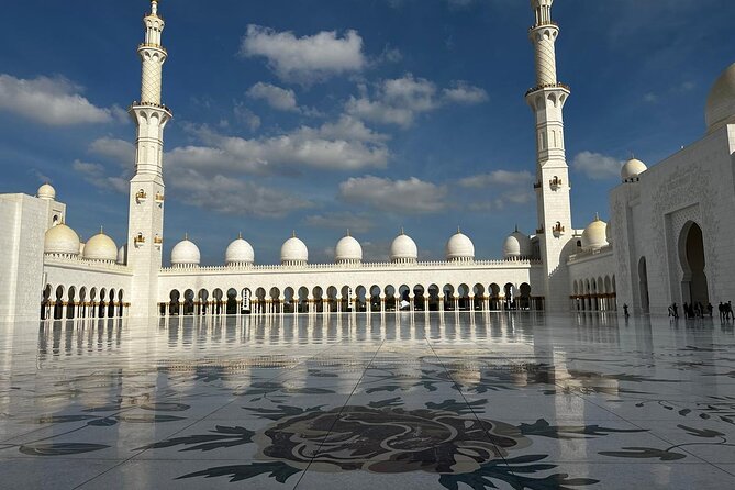 Private Full Day Tour of Abu Dhabi - Guide Service and Small Wrap Details: What to Ask, What to Expect