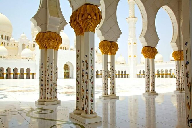 Private Full Day Tour of Abu Dhabi - Price Value: $590 Per Group, So Do the Math