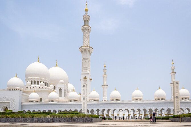 Private Half-Day Tour To Sheikh Zayed Grand Mosque & Louvre Museum in Abu Dhabi - Should you book this private half-day mosque and Louvre plan?