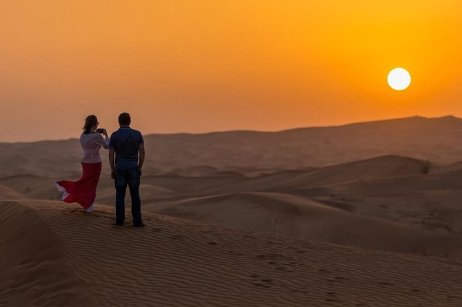 Private Romantic Dinner in Desert Abu Dhabi with Hot BBQ Dinner - Dune bashing: the 30-minute adrenaline section