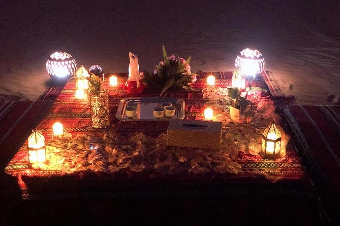 Private Romantic Dinner in Desert Abu Dhabi with Hot BBQ Dinner - The romantic dune summit dinner setup under night skies
