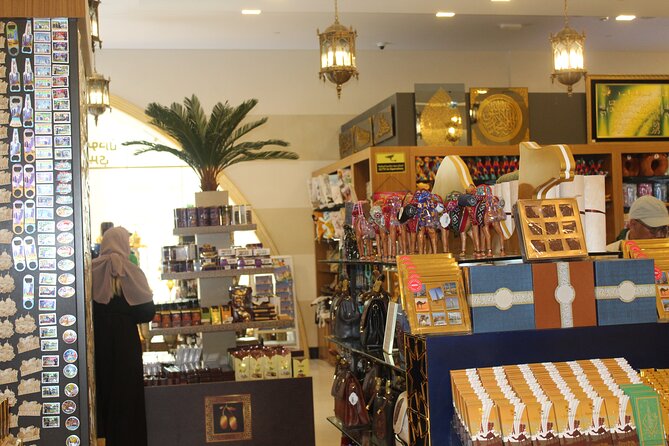 Private Sightseeing Tour in Abu Dhabi - A private Abu Dhabi day, built around comfort and timing