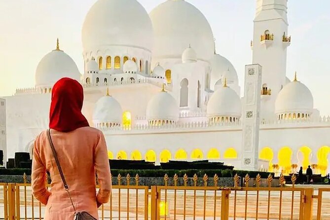 Private Tour in Abu Dhabi City with BAPS Temple - Saadiyat Island and Ferrari World Yas Island: high-speed thrills with a limited time window