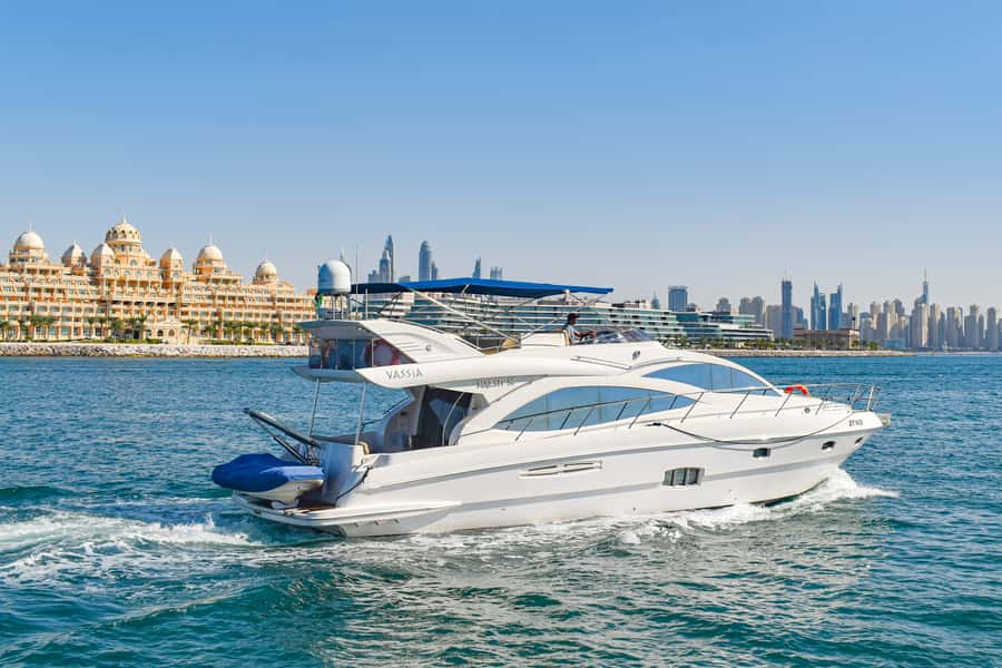 Private Yacht Dubai: 56ft - A 56ft Private Yacht From Dubai Marina, and Why It Feels Different