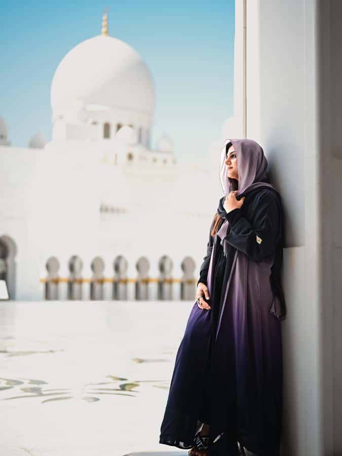 Professional Photoshoot at Sheikh Zayed Mosque - How the photographer and local expert shape the results