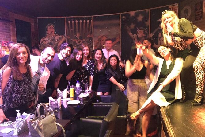 Pub Crawl Dubai: Nightlife Tours - Transportation and group size: why it changes the experience