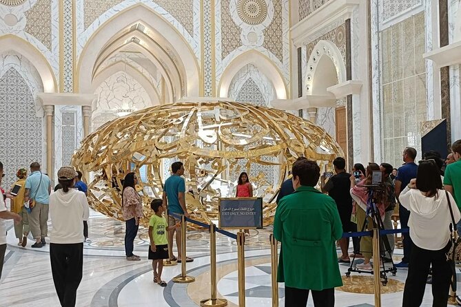 Qasr Al Watan Entry Ticket in Abu Dhabi - The Exhibits at Qasr Al Watan: Governance and Knowledge Sharing