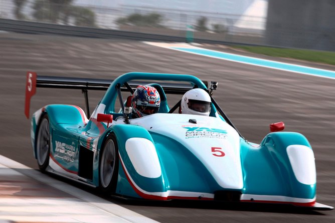 Radical SST Passenger Ride - Hairpin braking and straight-line speed: what to pay attention to