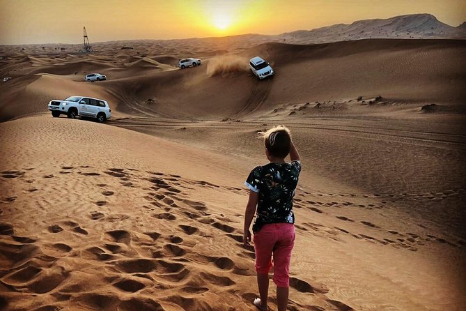 Red Dune Safari Adventure with BBQ Dinner Experience - Live shows at night: Tanura, fire, and the belly-dancing note